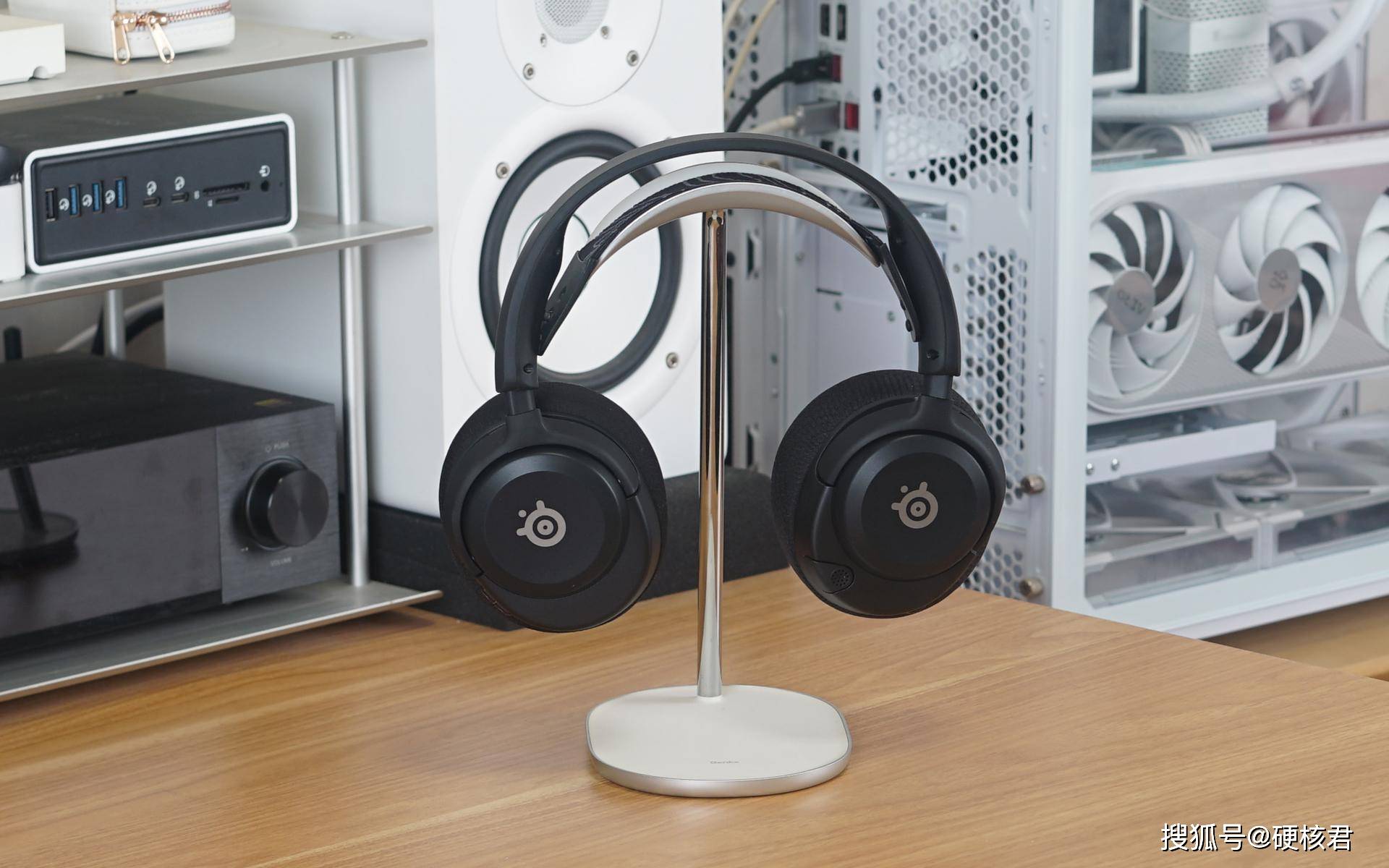 百种震撼音效,无限畅游,赛睿arctis nova 5无线耳机评测!