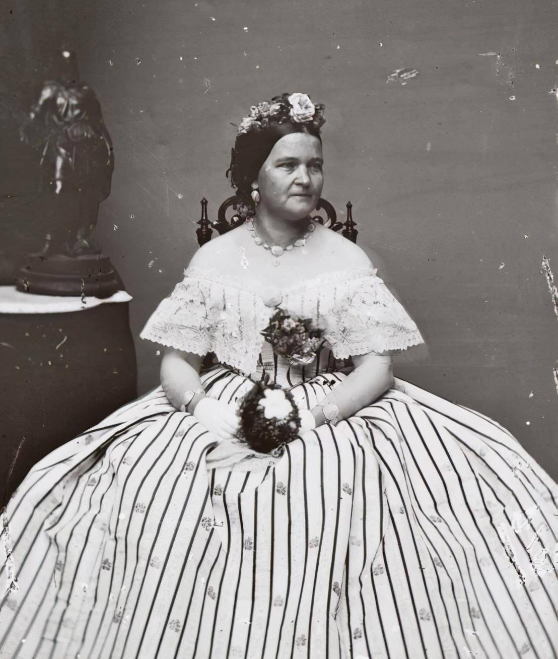 林肯总统夫人:她如愿以偿成了"第一夫人",却最终疯癫落寞而亡