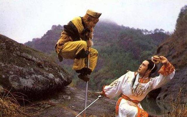 小白龙本是龙,如来为啥还要将他推入化龙池?你看观音对他干了啥