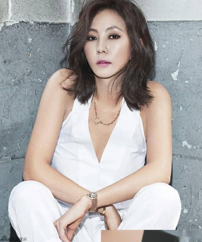 31岁金南珠,性感迷人,美艳绝伦,这谁顶得住?_身材_锻炼_外貌