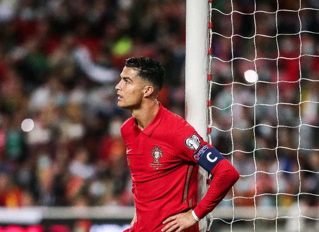 齐达内公开赞誉:c罗,克鲁伊夫与贝肯鲍尔_球员_欧洲_世界杯