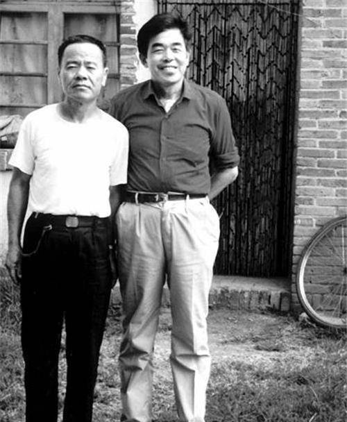 在实习期间,徐洪慈的表现也非常好,本来他可以成为一名优秀的医生