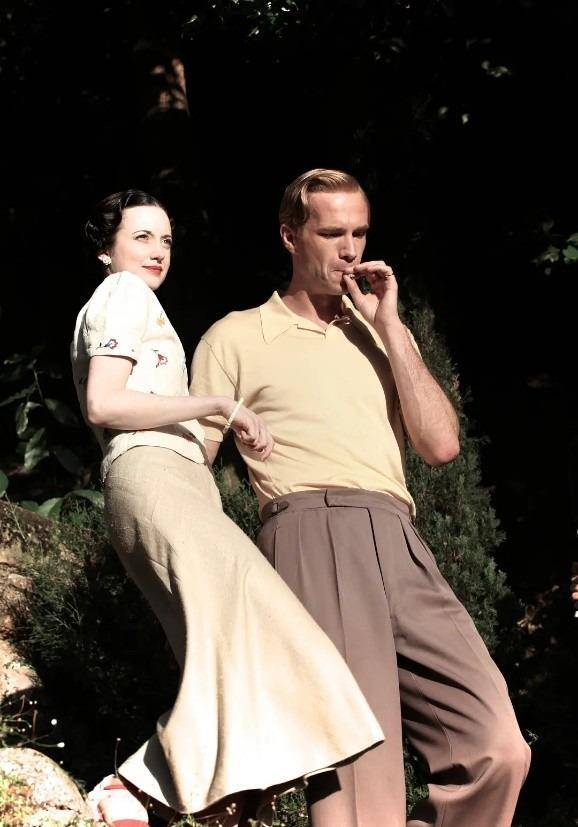 辛普森夫人:童年和母亲靠施舍活着,渴望改变命运,视婚姻为跳板_爱德华