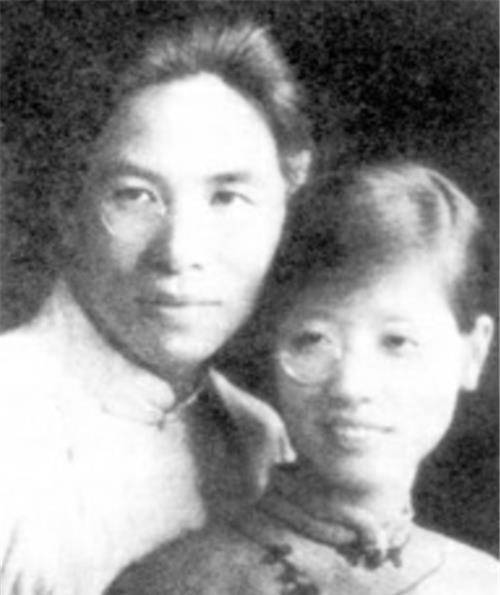 他如愿娶了意中人,写下90封情书,29岁却含泪自尽,妻子削发为尼_朱湘