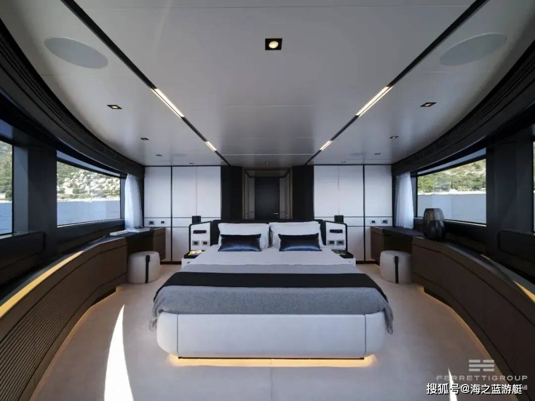 亚太首秀,沃利wallywhy200新加坡游艇节大放异彩