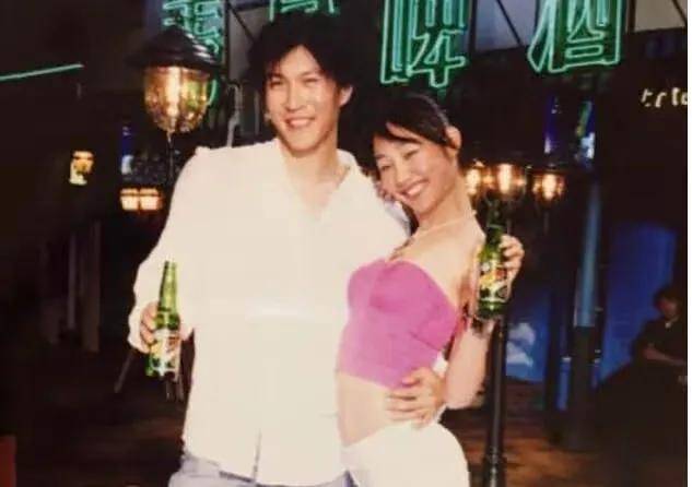 白百合:16岁拒绝张艺谋,33岁一指弹,36岁二婚,从被骂到好评,她做对了