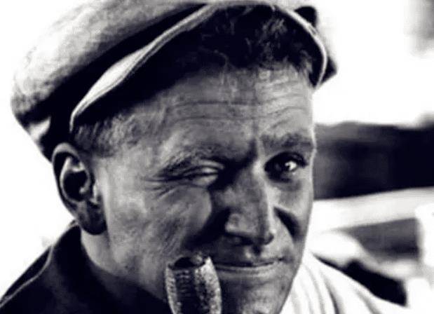 "大力水手"的原型是谁?很热爱打斗却从不吃菠菜,活到91岁高龄