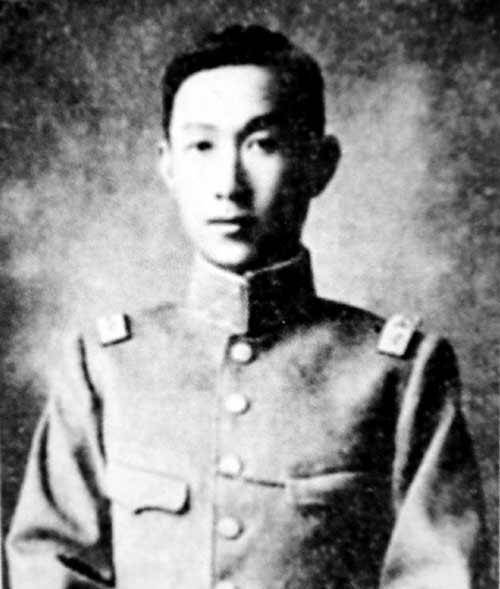 蔡锷一生有两次婚姻,34岁因病病逝后,留下的后人现状如何?