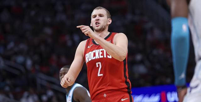 火箭队拟留用三位悍将,提升第二阵容锋线 内线保障_兰代尔_肖恩·泰特