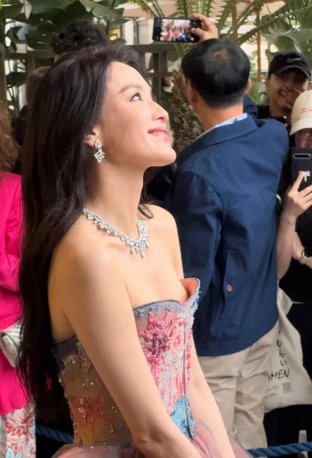 舒淇48岁素颜生图曝光,展现真实自信美