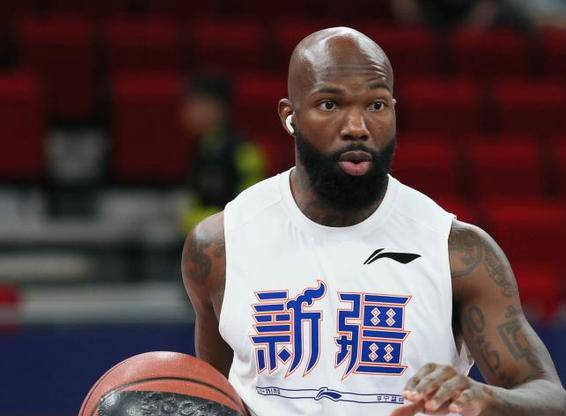 琼斯离开新疆,重返吉林,故乡再度呼唤