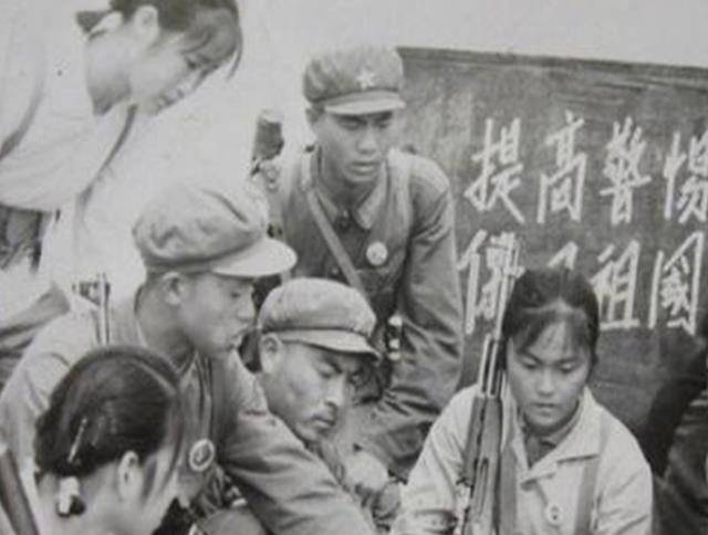 身怀六甲的孙龙珍,用一介娇弱身躯勇斗苏军,如此铁娘子不论放在何时