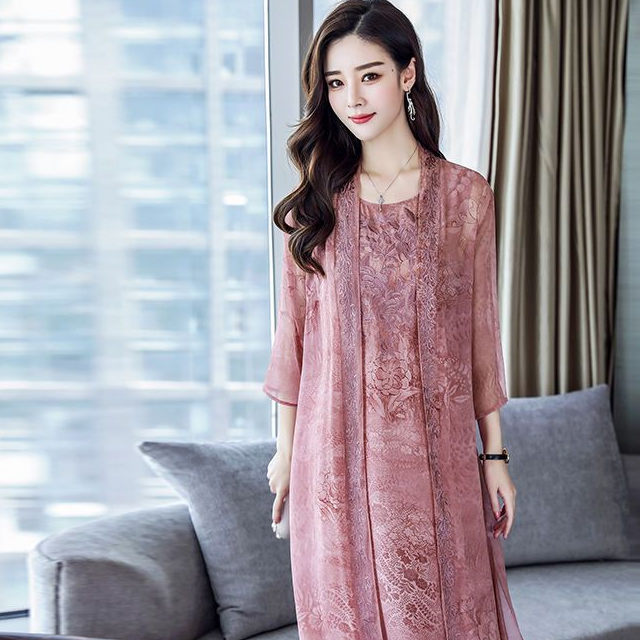 从没见过如此洋气的真丝裙,真的好美_连衣裙_大气_中长