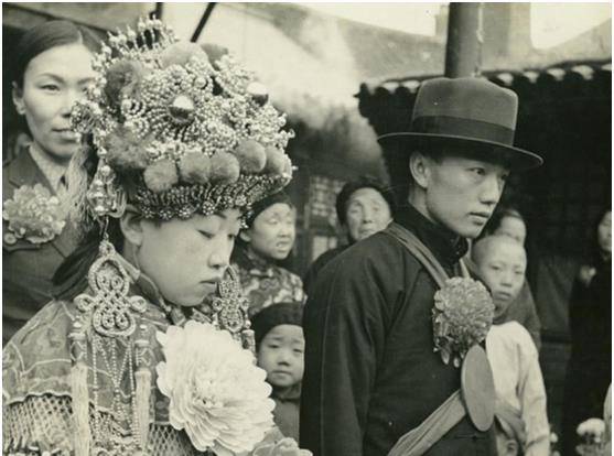 两名少女服毒惨死,竟惊动张之洞后人,这究竟是怎么回事?