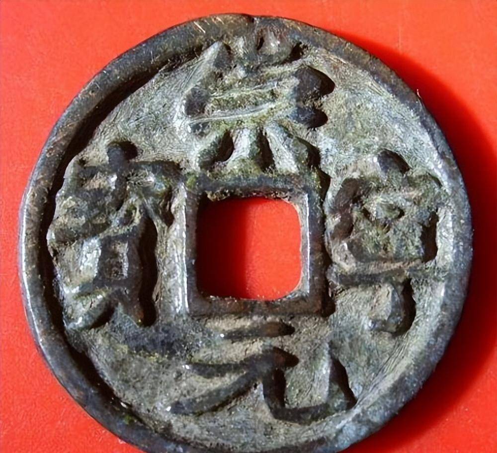 2010年,陕西关中华县一建筑工地,挖到宋朝"地下钱库"_钱币_铜钱_古代