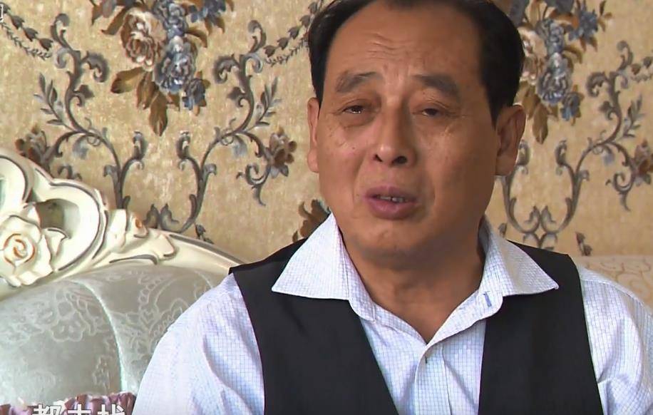 富豪寻亲32年,2020年在贫苦人家找到儿子,母亲痛哭:你受苦了