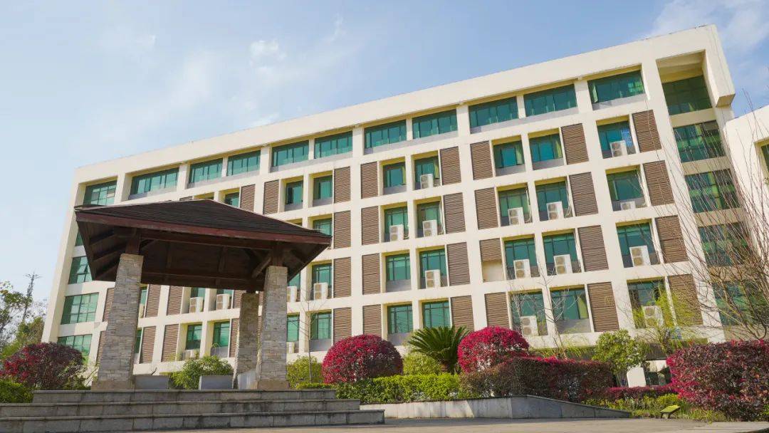 长沙市电子工业学校2024年招生简章