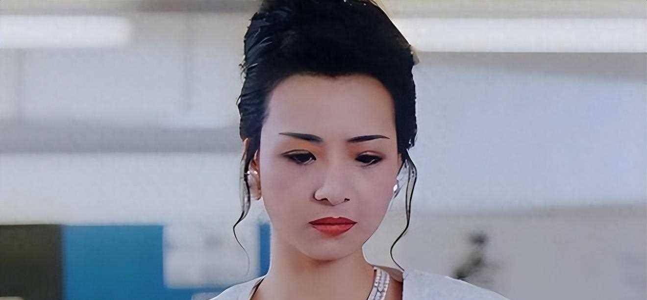 性感女演员重新出道!曾是香港第一波霸,比舒淇还美