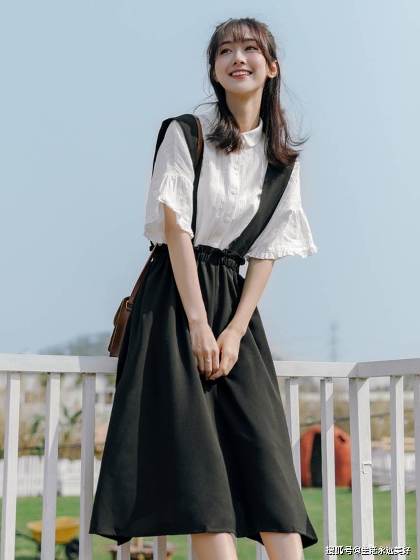 北嫣女装搭配时尚高腰a字波点半身裙慵懒随性