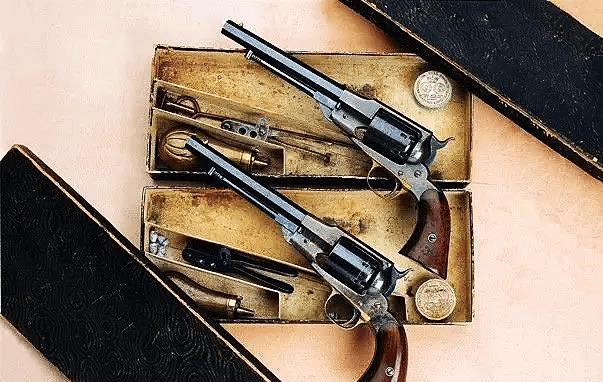 西部世界灵魂之一 号称最完美的前装转轮枪 风头一度盖过了柯尔特