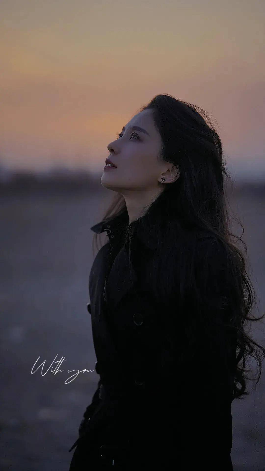 汪峰新欢李巧不过是打着文旅旗号的67网红,推广新疆的作品并不多
