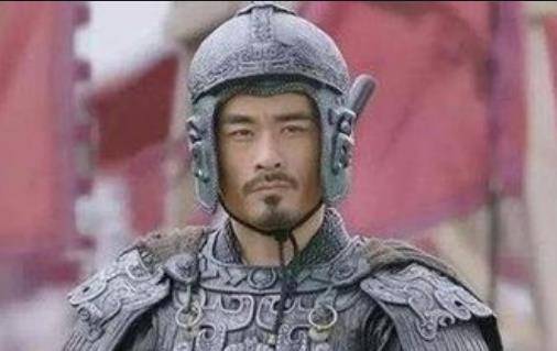 最终邓艾才可以成功偷渡阴平,此人正是马岱的后代,如若当时马邈多加