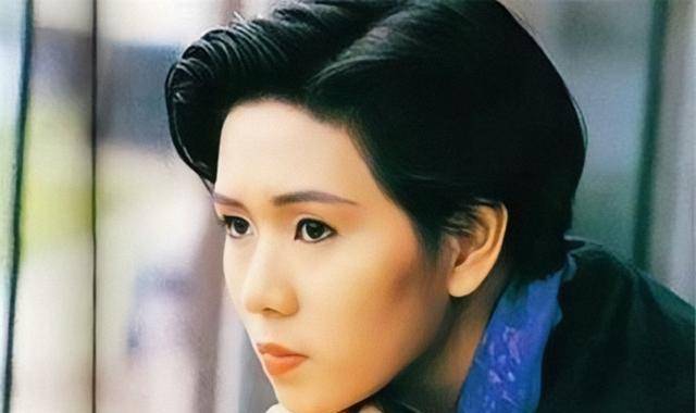 感情史:一生经历四段感情,却唯独对她念念不忘_罗慧娟_朱茵_电影