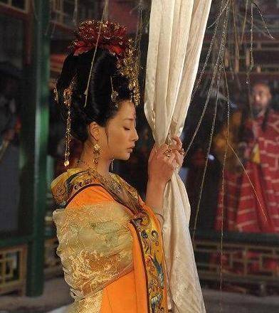 杨贵妃的墓葬出土时,打开墓室一看,揭开了1000年前的"