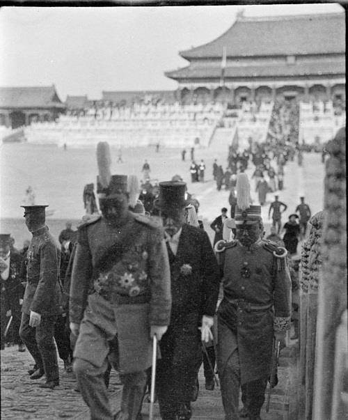 罕见老照片:1918北洋政府庆祝一战胜利在紫禁城举行大阅兵