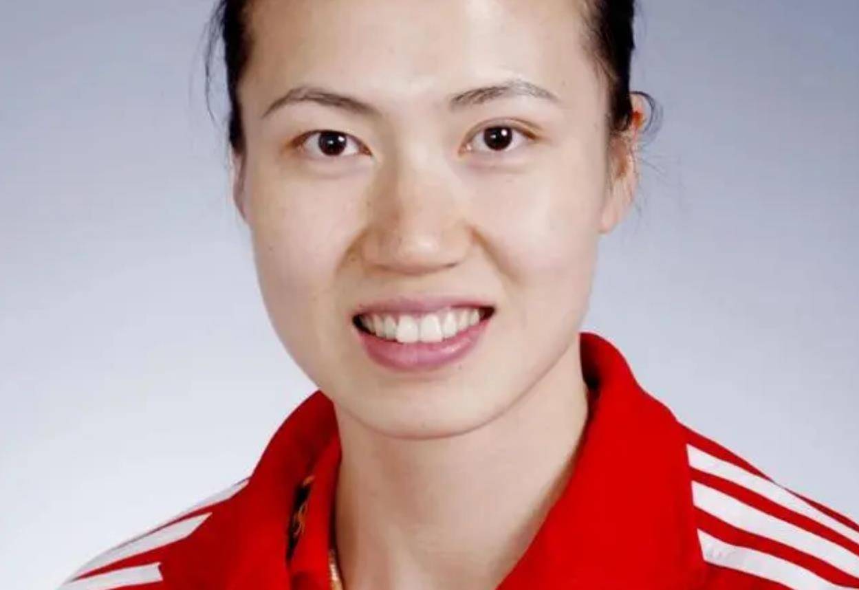 前女排队长周苏红:照顾瘫痪丈夫5年后离婚,2婚改嫁大9岁富商