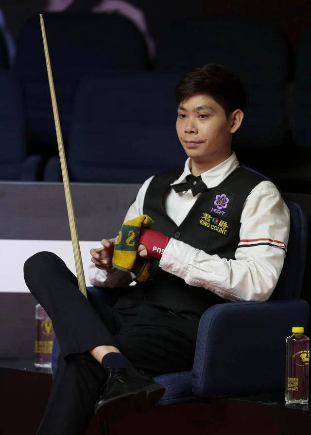 王雨晨逆袭跻身职业联赛,艾伦泰勒和海顿平尼重返赛场