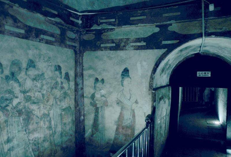 专家们别找了,武则天她妈已经在这躺了一千多年了!_母亲_墓葬_咸阳