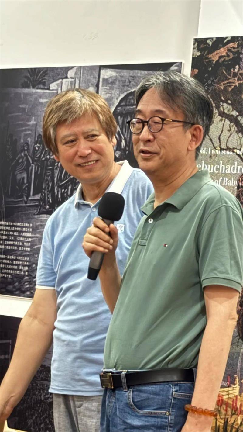 马永波原创作品朗诵会暨《不系之舟》首发式在南京朴阅书店举办