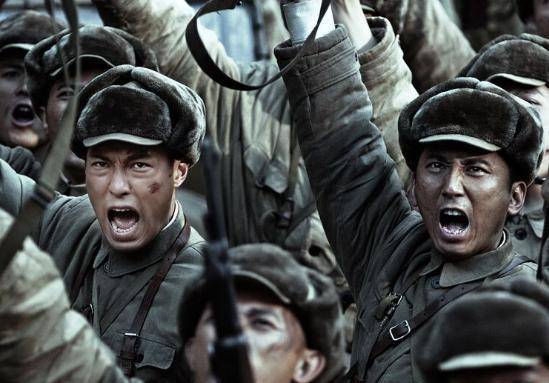 名垂军史的飞虎山阻击战:此团仅有土枪土炮,竟击退美军一个师!