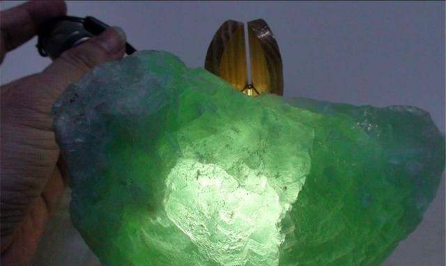 赵社良_玉石_体积