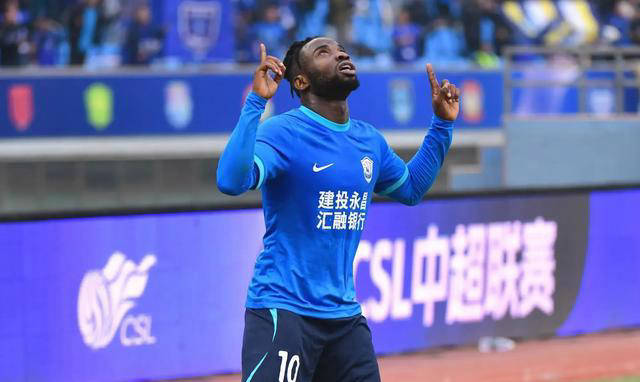 沧州雄狮客场4-1惨败上海上港,全场46次射门创中超纪录