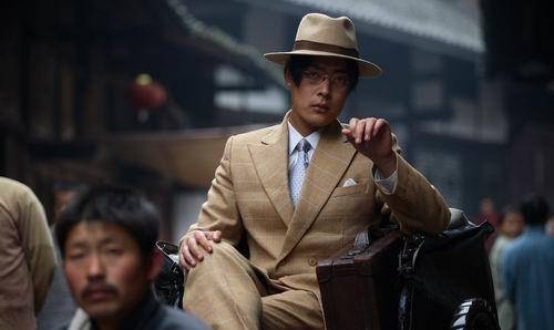 张作霖得知此人贪污300万后,为何不严惩还赏他钱?我也会这样做