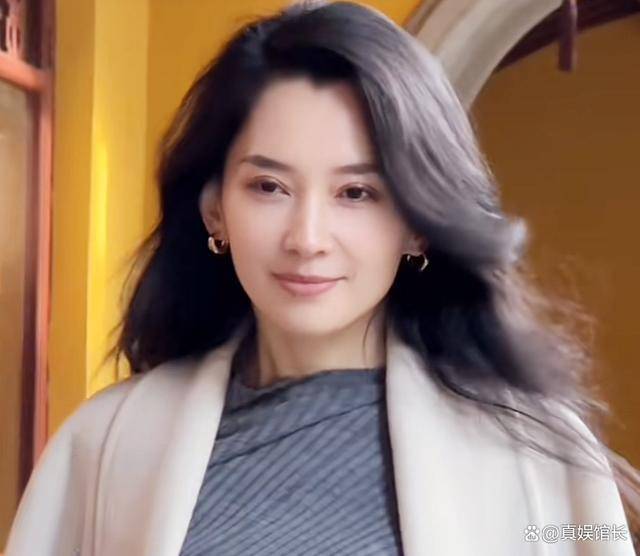 这也让网友们对汪峰发出喜欢 " 老牛吃嫩草 " 的质疑.