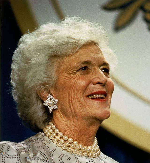 19岁辍学结婚,嫁总统生总统,这个女人到底是命好还是有何能耐_芭芭拉