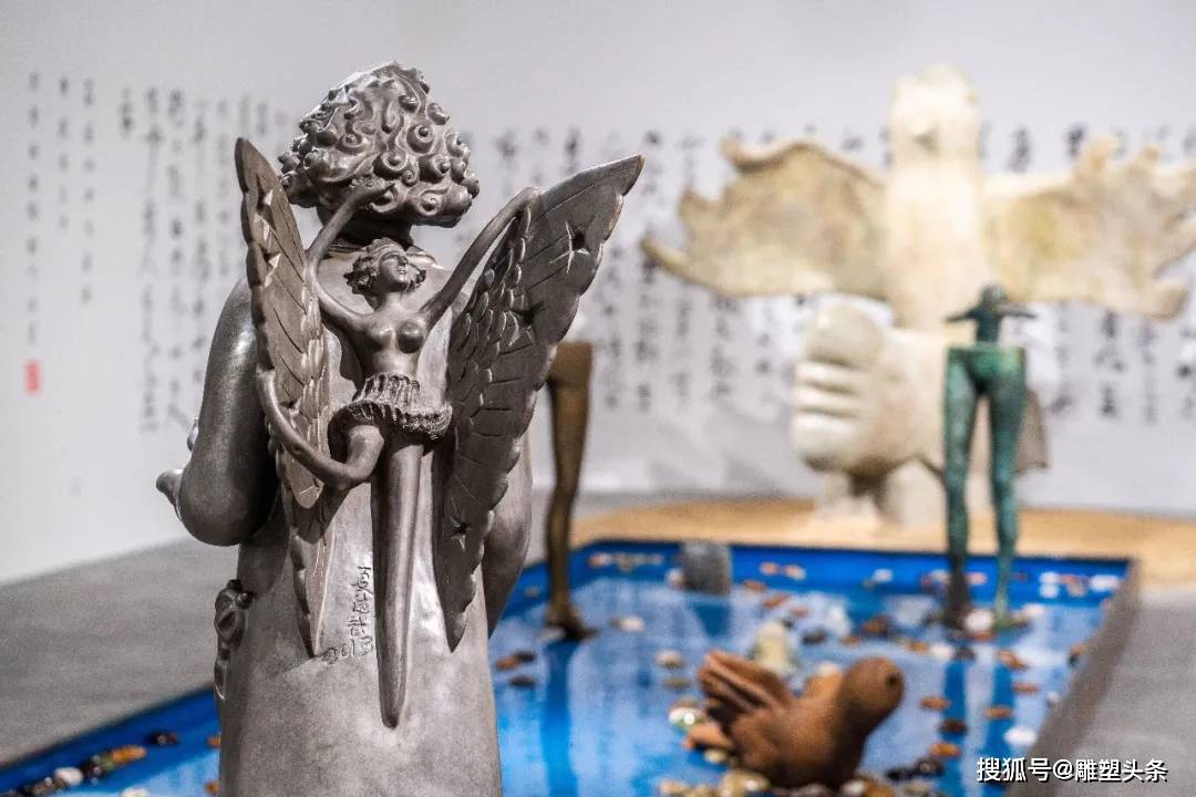 中·丹·美 当代陶瓷雕塑展在中央美术学院陶溪川美术