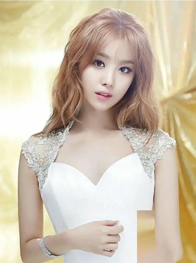 宋智恩,48岁女神的性感写真,岁月无法掩盖的光彩!