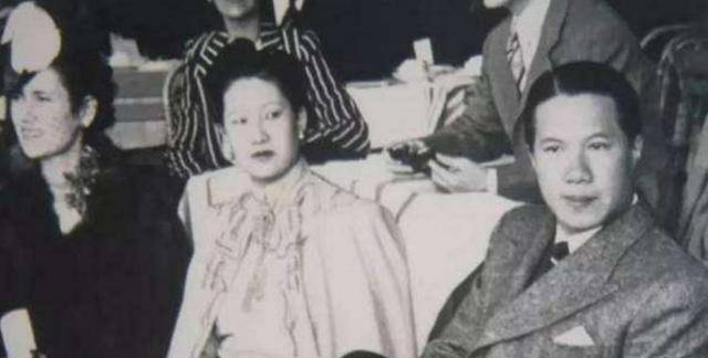 舞会上都是来自于越南的上层人士,或是富贵之家的俊男靓女,也或是王公