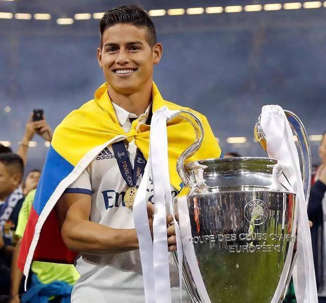 12年换了10支球队,近5年被解约6次,j罗的坠落到底因为啥?