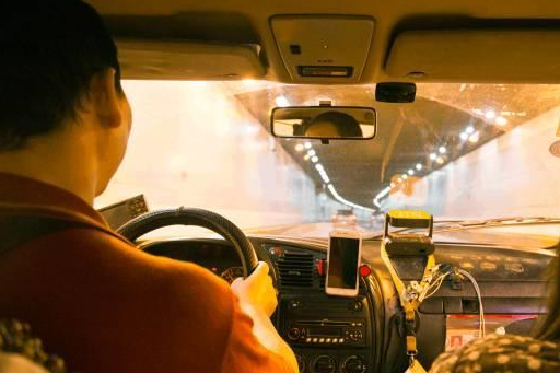 凌晨2点的"早餐"6元吃到撑,汤免费续,夜归人:有种妈妈