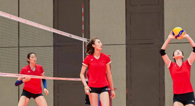 中国女排14人名单出炉,朱婷替补获回应,新队长确认!