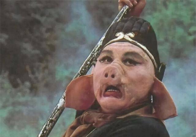 为何猪八戒不细嚼,就将人参果一口吞掉,其实他发现了一个秘密