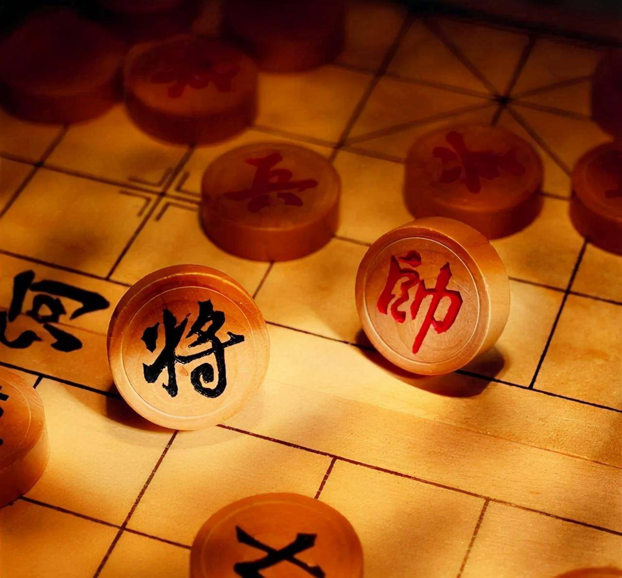 这就是大名鼎鼎的中国象棋的由来,故事的最后,韩信还是用自己的实力向
