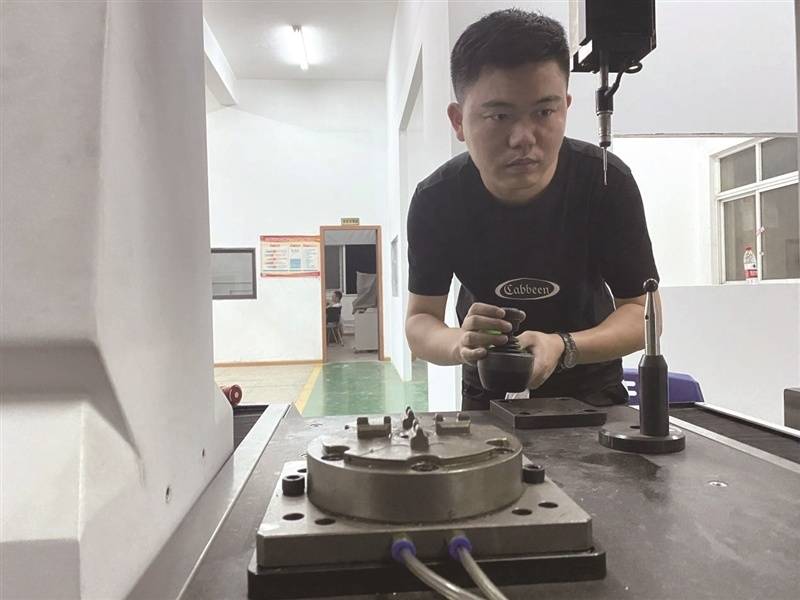 温州技师学院为何"盛产"全国技术能手?