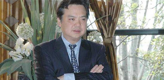 为跑得彻底,这位亿万富翁曾豪掷百亿去海外买房_张松桥_中渝置地_内地