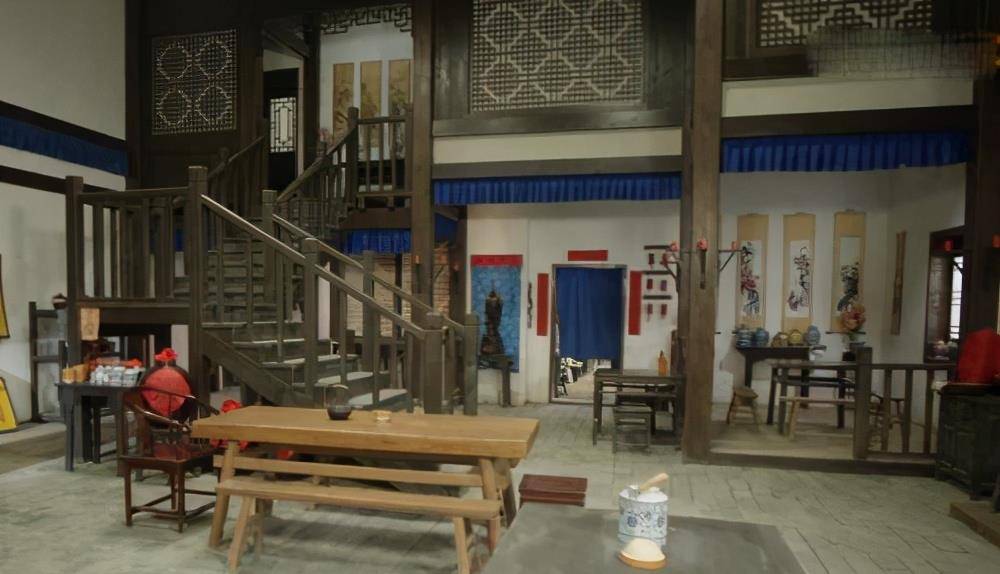 重温《武林外传》才懂:李大嘴注定和那群"官二代"玩不到一块